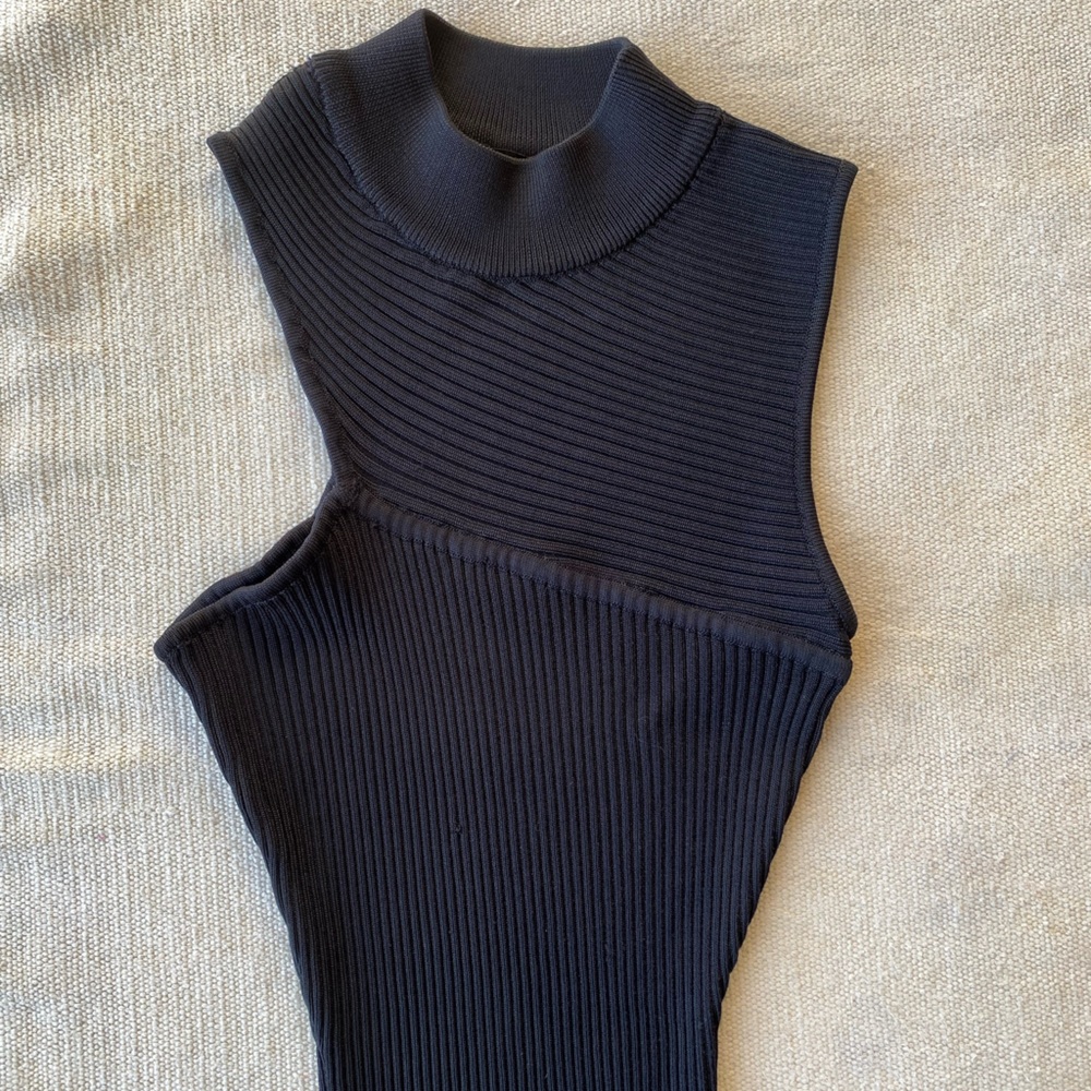 Boston Proper Black Ribbed Tank Top Interesting Design Excellent Condition